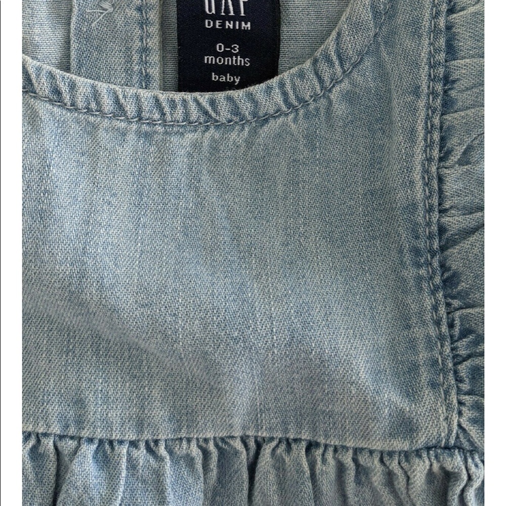 BABY GAP RUFFLE DENIM TOP - Picture 3 of 4